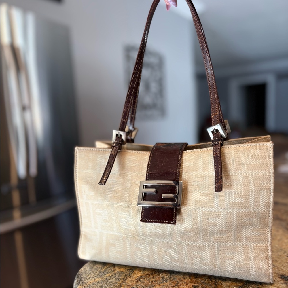 Fendi Shoulder bag